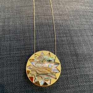 House of Harlow Lrg Abalone Sunburst necklace